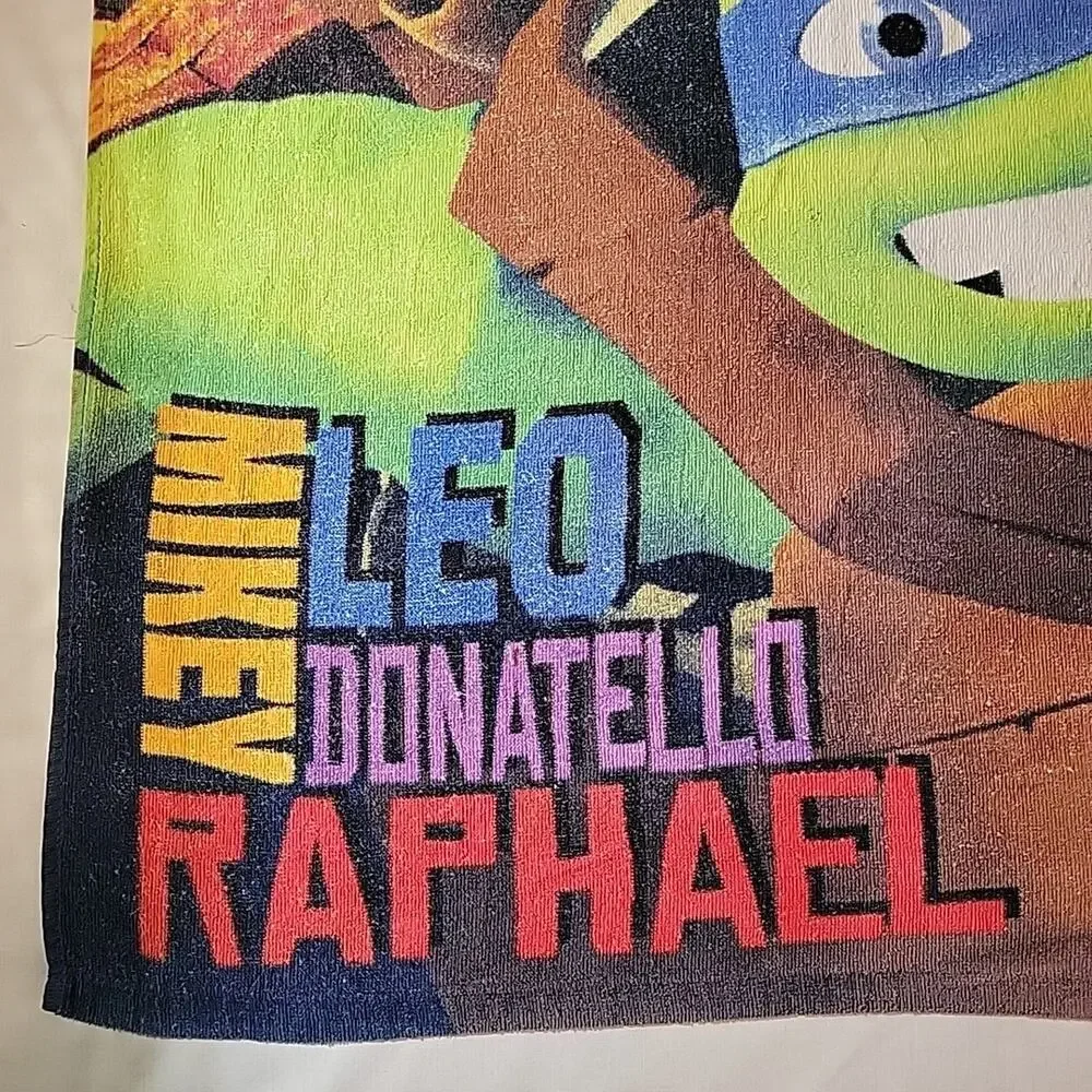Y2K Nickelodeon 2014 Teenage Mutant Ninja Turtles Beach Bath Towel 28
